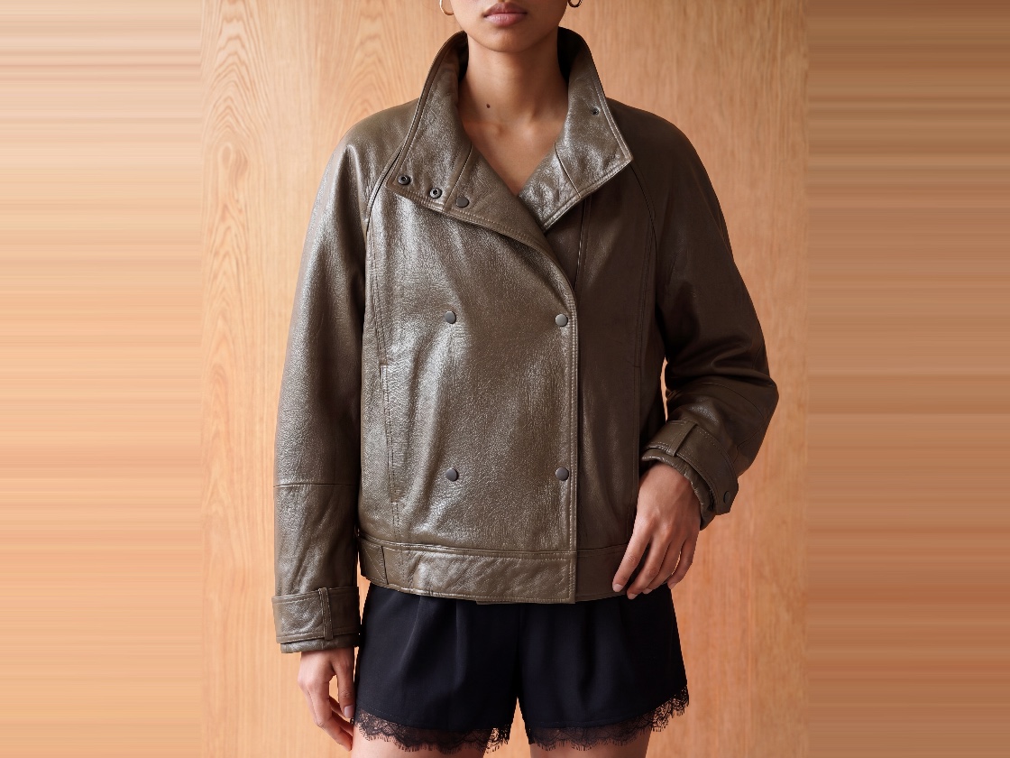 ViZO — batch khaki detail